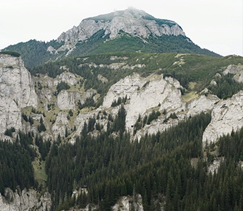 Mountain cabin view by Iuliu Illes